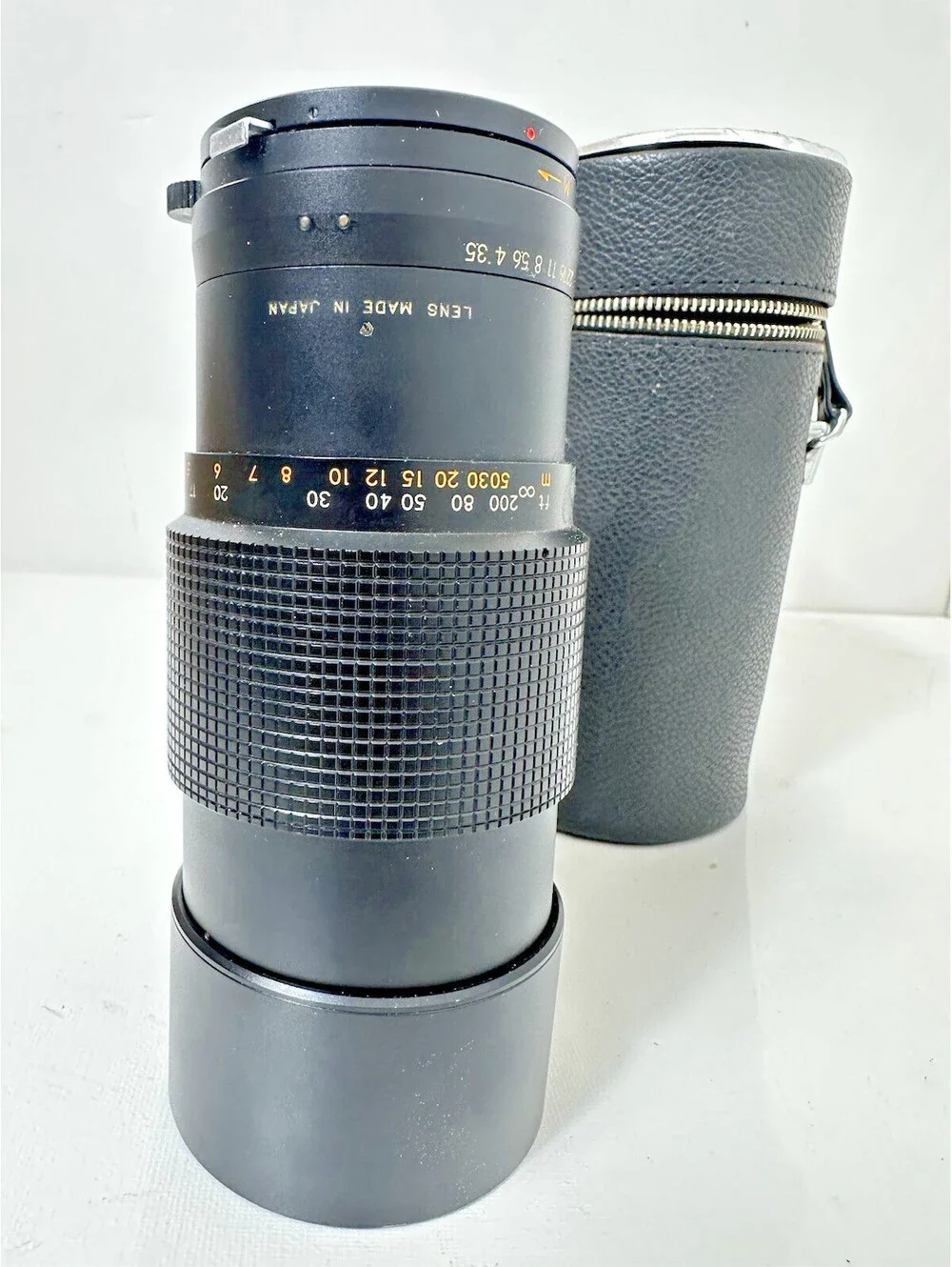 Automatic Miranda 200mm f3.5 Telephoto Manual Focus Lens w/ Vintage Case JAPAN
